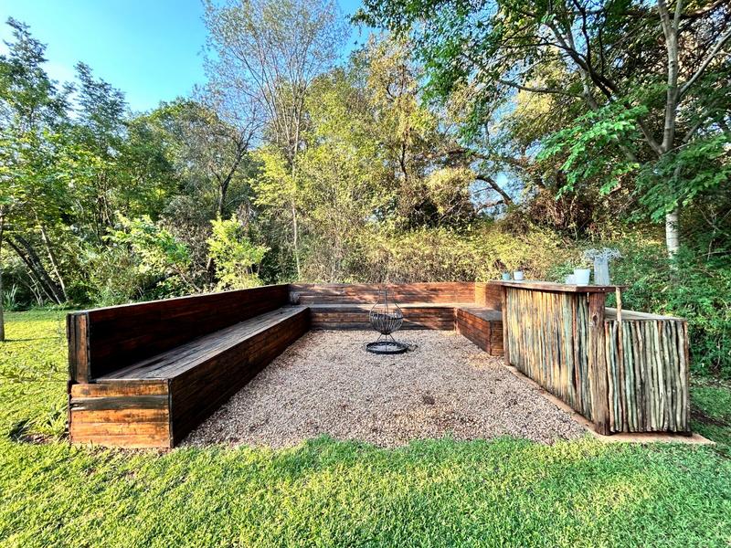 6 Bedroom Property for Sale in Hartbeespoort Rural North West